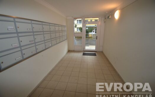 Prodej bytu 3+1, 77 m² – Praha, Žižkov, ulice Na rovnosti