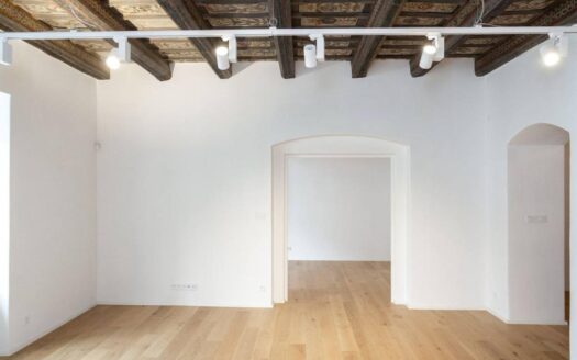 Pronájem bytu 2+1, 94 m² – Praha, Malá Strana, ulice Vlašská