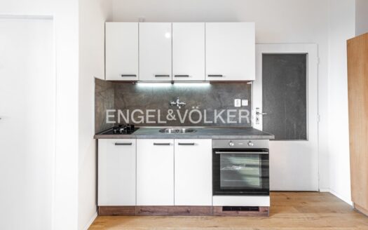 Pronájem bytu 1+kk, 34 m² – Praha, Strašnice, ulice Strašínská