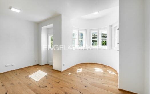 Prodej bytu 2+kk, 50 m² – Praha, Dejvice, ulice Komornická