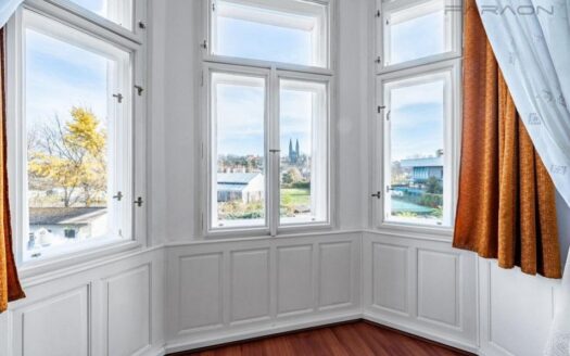 Prodej bytu 4+1, 150 m² – Praha, Staré Město, ulice Na Plzeňce