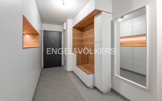 Pronájem bytu 2+kk, 56 m² – Praha, Karlín, ulice U Sluncové