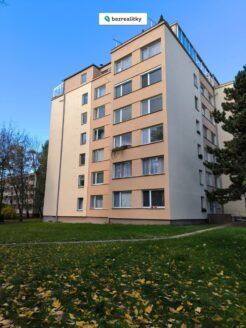 Prodej bytu 3+1, 62 m² – Praha, Kobylisy, ulice Kubíkova