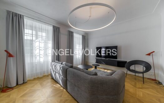 Pronájem bytu 3+1, 98 m² – Praha, Malá Strana, ulice Na Kampě