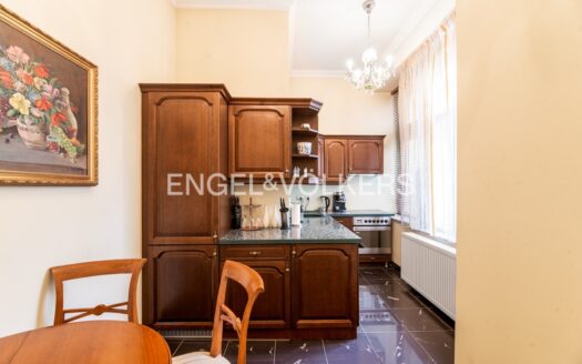 Pronájem bytu 3+1, 137 m² – Praha, Staré Město, ulice Betlémská