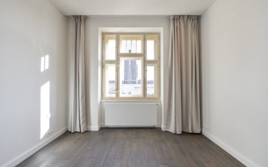Pronájem bytu 4+kk, 142 m² – Praha, Vinohrady, ulice Laubova