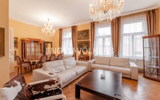 Pronájem bytu 3+1, 137 m² – Praha, Staré Město, ulice Betlémská