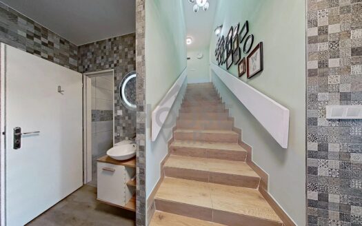 Prodej bytu 4+1, 118 m² – Praha, Stodůlky, ulice Mezi školami