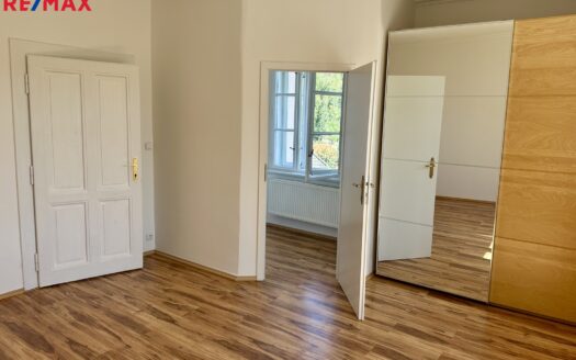 Prodej bytu 2+1, 57 m² – Praha, Velká Chuchle, ulice Strmý vrch