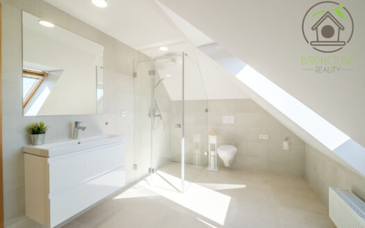 Prodej bytu 3+1, 116 m² – Praha, Suchdol, ulice Brandejsovo náměstí