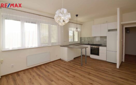 Pronájem bytu 2+kk, 40 m² – Praha, Krč, ulice Krchlebská
