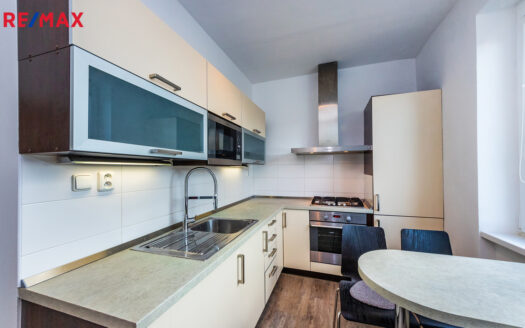 Pronájem bytu 3+1, 62 m² – Praha, Břevnov, ulice Bělohorská