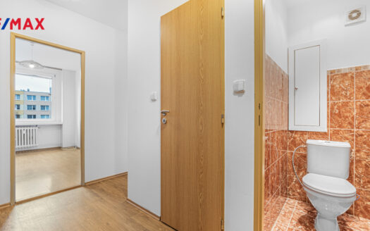 Pronájem bytu 2+kk, 39 m² – Praha, Strašnice, ulice Dürerova