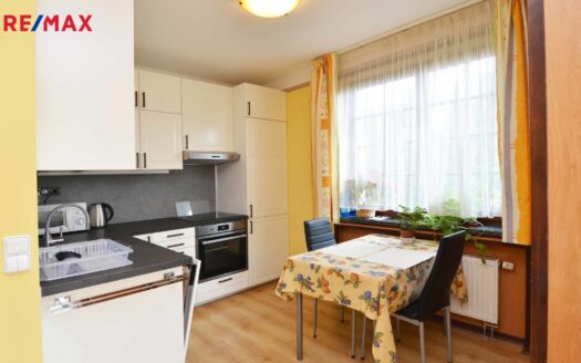 Pronájem bytu 2+kk, 50 m² – Praha, Hlubočepy, ulice Pod třešněmi