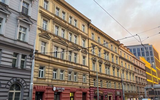 Prodej bytu 2+1, 53 m² – Praha, Smíchov, ulice Smíchov