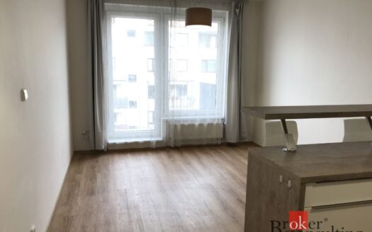 Pronájem bytu 2+kk, 53 m² – Praha, Střížkov, ulice Zakšínská