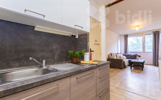 Prodej bytu 2+kk, 47 m² – Praha, Prosek, ulice Pískovcová