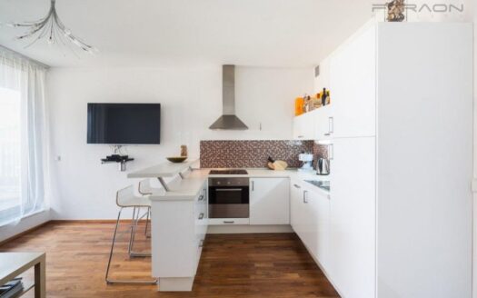 Pronájem bytu 2+kk, 60 m² – Praha, Smíchov, ulice Švédská