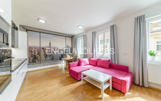 Pronájem bytu 2+kk, 40 m² – Praha, Smíchov, ulice Jindřicha Plachty