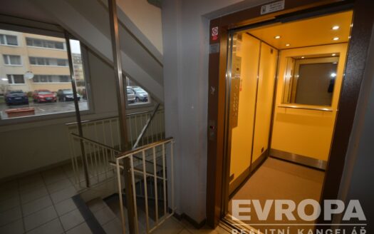 Prodej bytu 3+1, 77 m² – Praha, Žižkov, ulice Na rovnosti