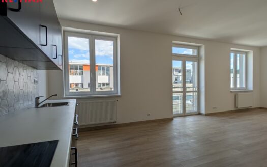 Pronájem bytu 3+kk, 98 m² – Praha, Vršovice, ulice Na louži