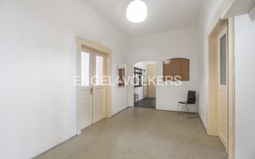 Pronájem bytu 4+1, 140 m² – Praha, Nové Město, ulice Krakovská