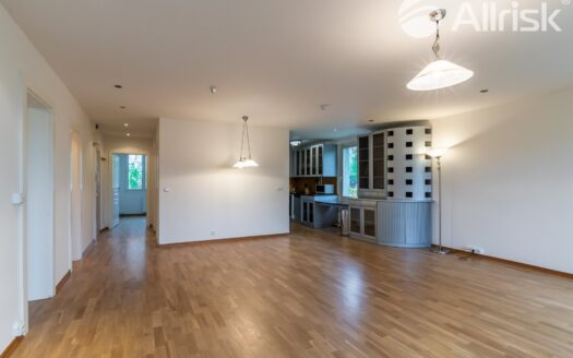 Prodej bytu 3+kk, 87 m² – Praha, Prosek, ulice Zárybská