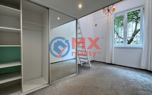 Prodej bytu 2+1, 46 m² – Praha, Vršovice, ulice Bělocerkevská