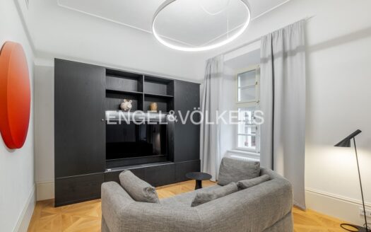 Pronájem bytu 1+1, 48 m² – Praha, Malá Strana, ulice Na Kampě