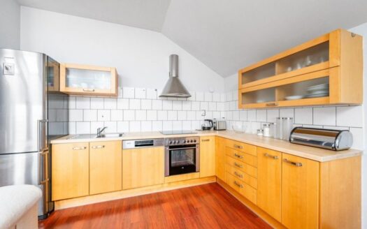 Pronájem bytu 2+kk, 62 m² – Praha, Horní Měcholupy, ulice Padovská