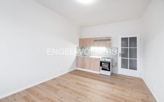 Pronájem bytu 2+kk, 44 m² – Praha, Žižkov, ulice Hartigova