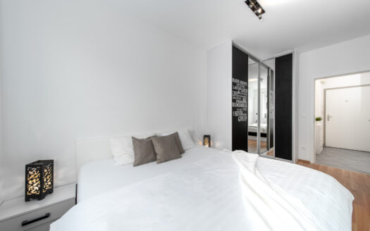 Prodej bytu 2+kk, 48 m² – Praha, Kyje, ulice Farkašova