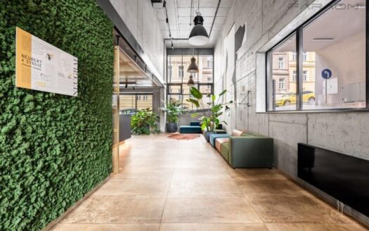 Pronájem bytu 3+kk, 74 m² – Praha, Smíchov, ulice Grafická