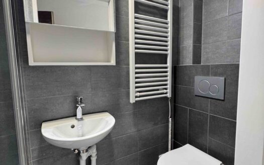 Pronájem bytu 2+kk, 32 m² – Praha, Břevnov, ulice Cvičebná