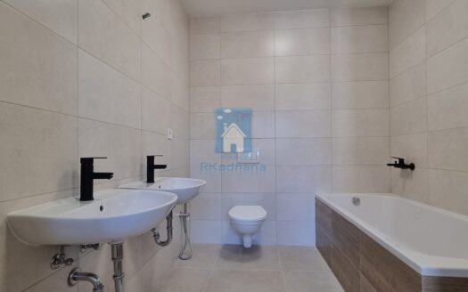 Prodej bytu 4+1, 139 m² – Praha, Běchovice, ulice Pplk. Nováčka