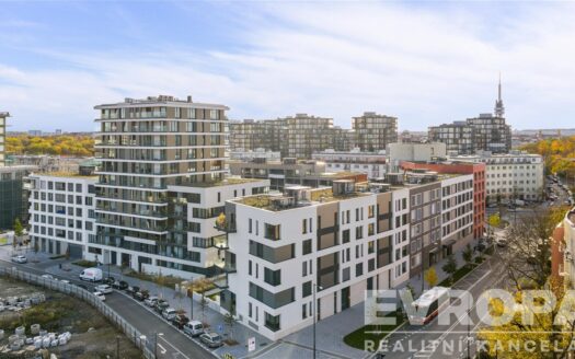 Pronájem bytu 3+kk, 82 m² – Praha, Žižkov, ulice Malešická