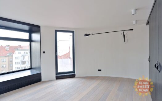 Pronájem bytu 2+kk, 60 m² – Praha, Vinohrady, ulice náměstí Jiřího z Poděbrad