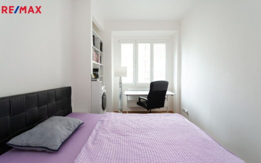 Pronájem bytu 2+kk, 47 m² – Praha, Nusle, ulice Petra Rezka