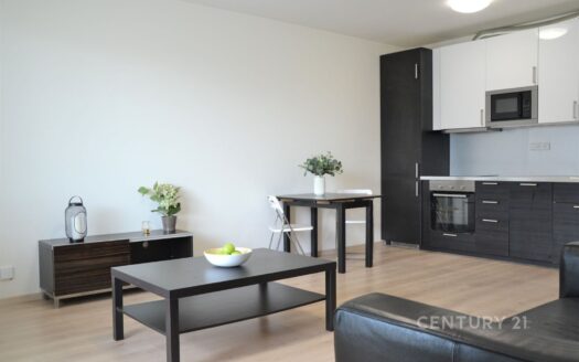 Pronájem bytu 2+kk, 48 m² – Praha, Jinonice, ulice Kačírkova