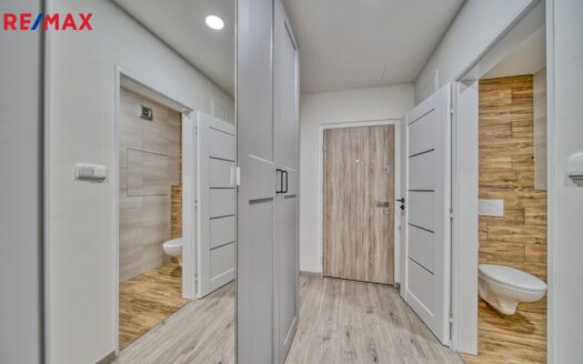 Pronájem bytu 2+kk, 45 m² – Praha, Horní Počernice, ulice Ruprechtická