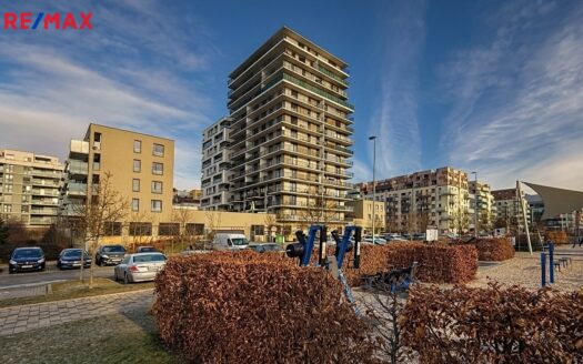 Pronájem bytu 2+kk, 47 m² – Praha, Stodůlky, ulice Svitákova