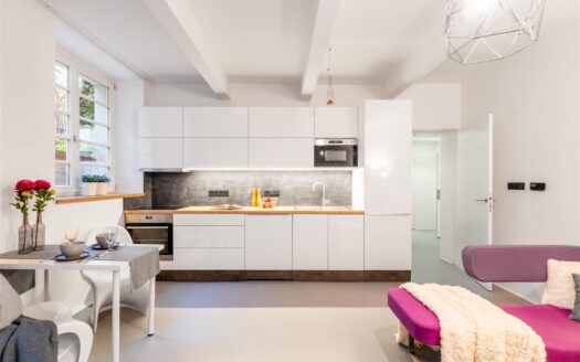 Prodej bytu 2+kk, 54 m² – Praha, Bubeneč, ulice Českomalínská