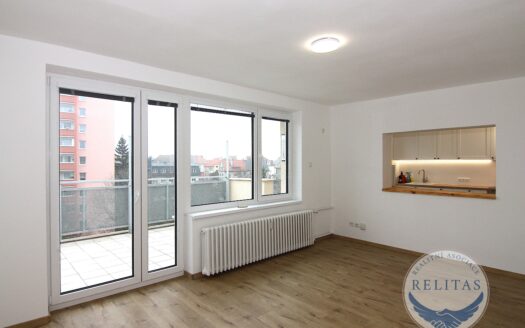 Pronájem bytu 2+1, 70 m² – Praha, Strašnice, ulice Vyžlovská