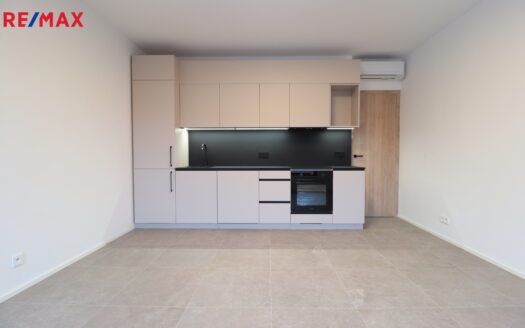 Pronájem bytu 2+kk, 40 m² – Praha, Košíře, ulice Musílkova