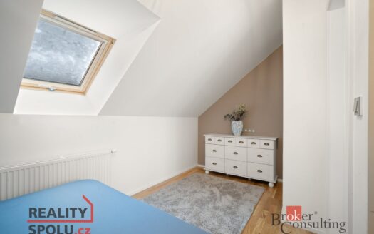 Pronájem bytu 2+kk, 48 m² – Praha, Strašnice, ulice Průběžná