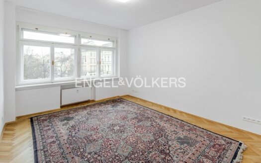 Pronájem bytu 3+kk, 98 m² – Praha, Malá Strana (Újezd), ulice Újezd