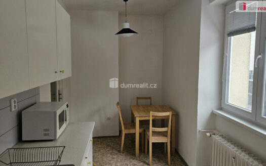 Pronájem bytu 2+1, 64 m² – Praha, Podolí, ulice Podolská