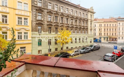 Pronájem bytu 3+1, 90 m² – Praha, Vinohrady, ulice Máchova