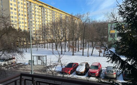 Pronájem bytu 2+1, 60 m² – Praha, Kobylisy, ulice Čumpelíkova