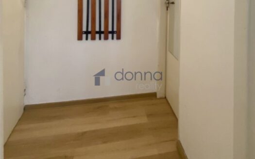 Pronájem bytu 1+kk, 29 m² – Praha, Vinohrady, ulice Slezská